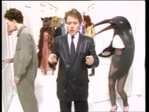 Robert Palmer – Looking For Clues