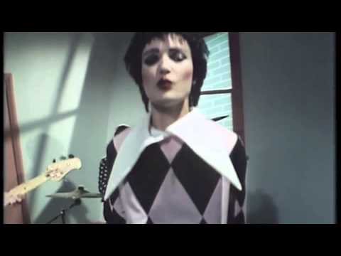 Siouxsie And The Banshees – Happy House